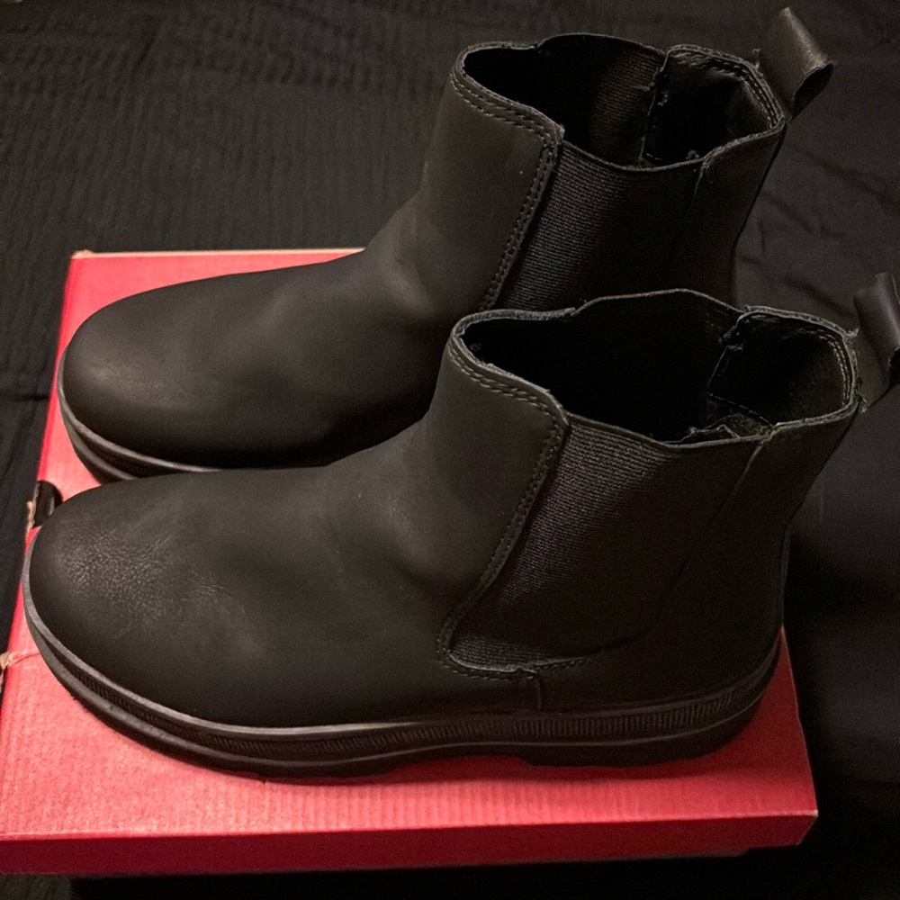 Womens Levi Boots